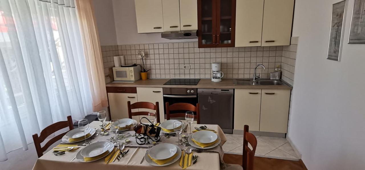 Apartman Bokula Novi Vinodolski Exterior foto